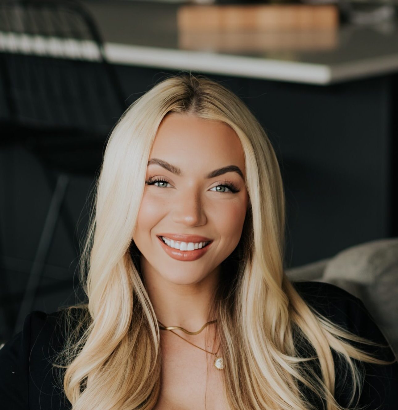 Temara_headshot2
